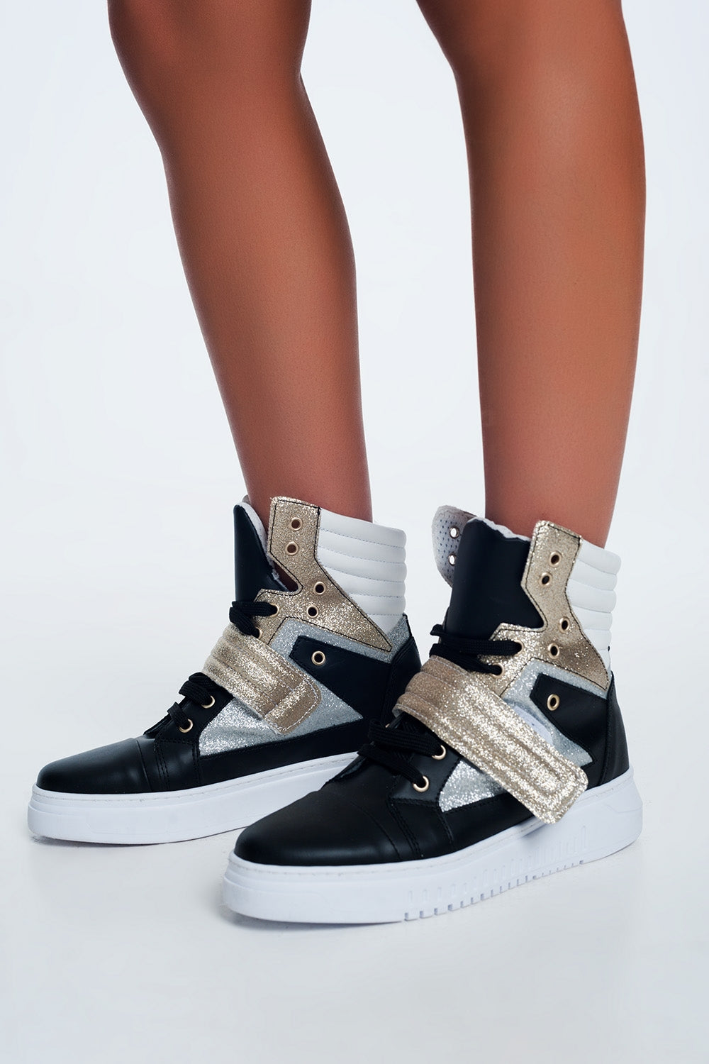 Hi-Top Sneakers in Gold