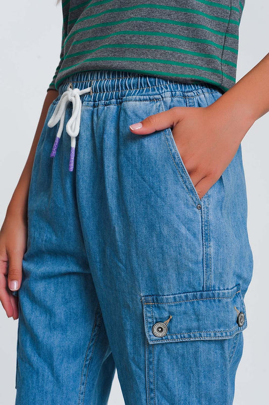 Lightweight Denim Jogger With Pockets in Light Denim