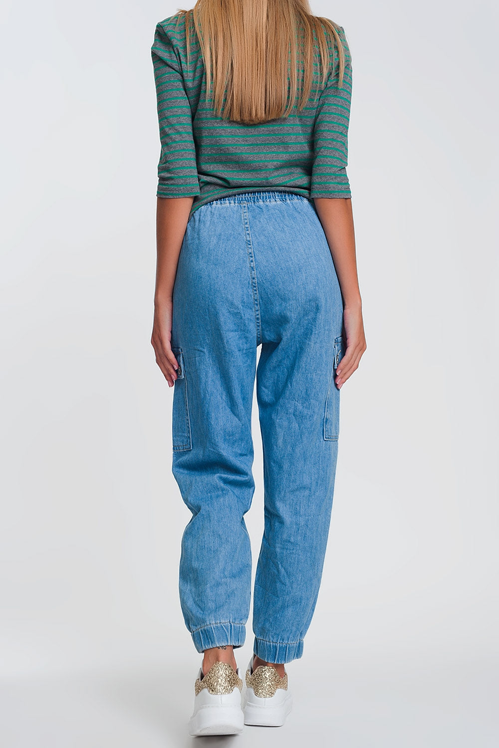 Lightweight Denim Jogger With Pockets in Light Denim